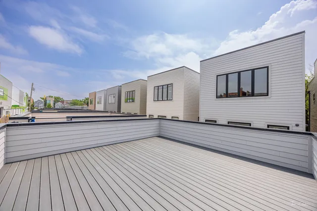 $1,850,000 | 1642 West Wolfram Street, Chicago, IL 60657