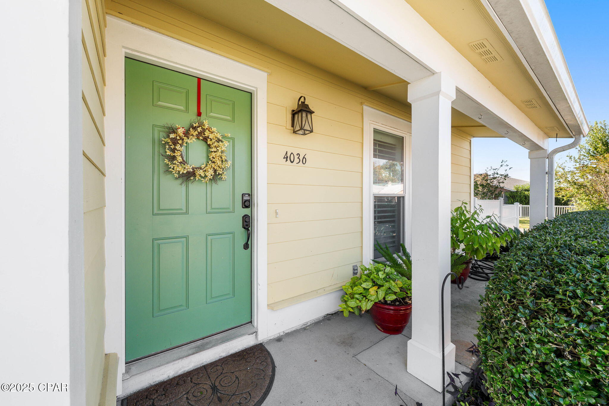 4036 Woodridge Road Panama City, FL 32405 - Photo 2 of 46