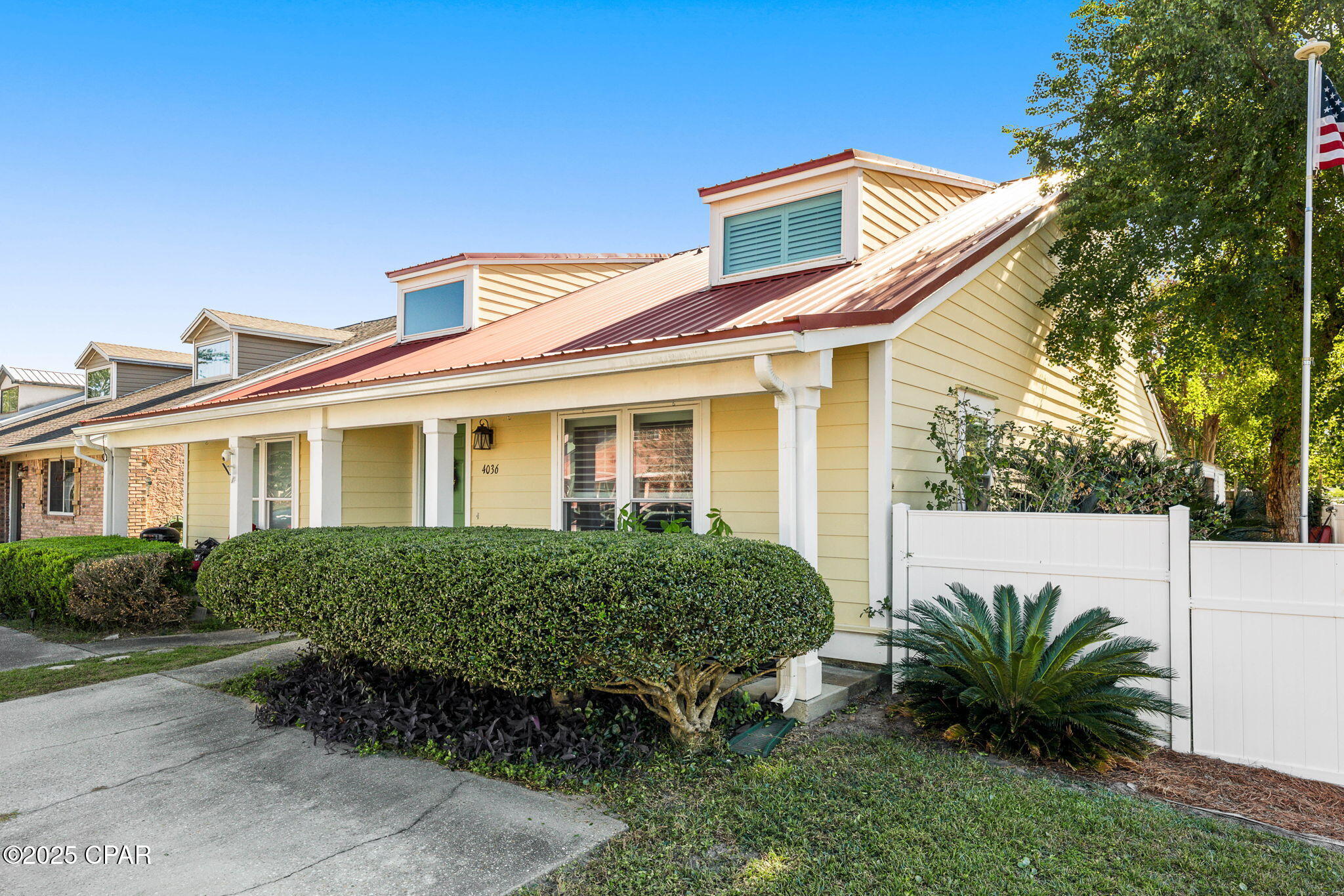 4036 Woodridge Road Panama City, FL 32405 - Photo 6 of 46