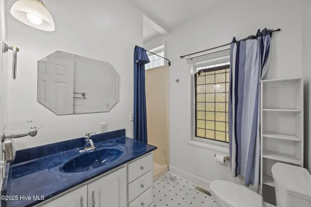 $365,000 | 102 Trevino Lane, New Bern, NC 28560