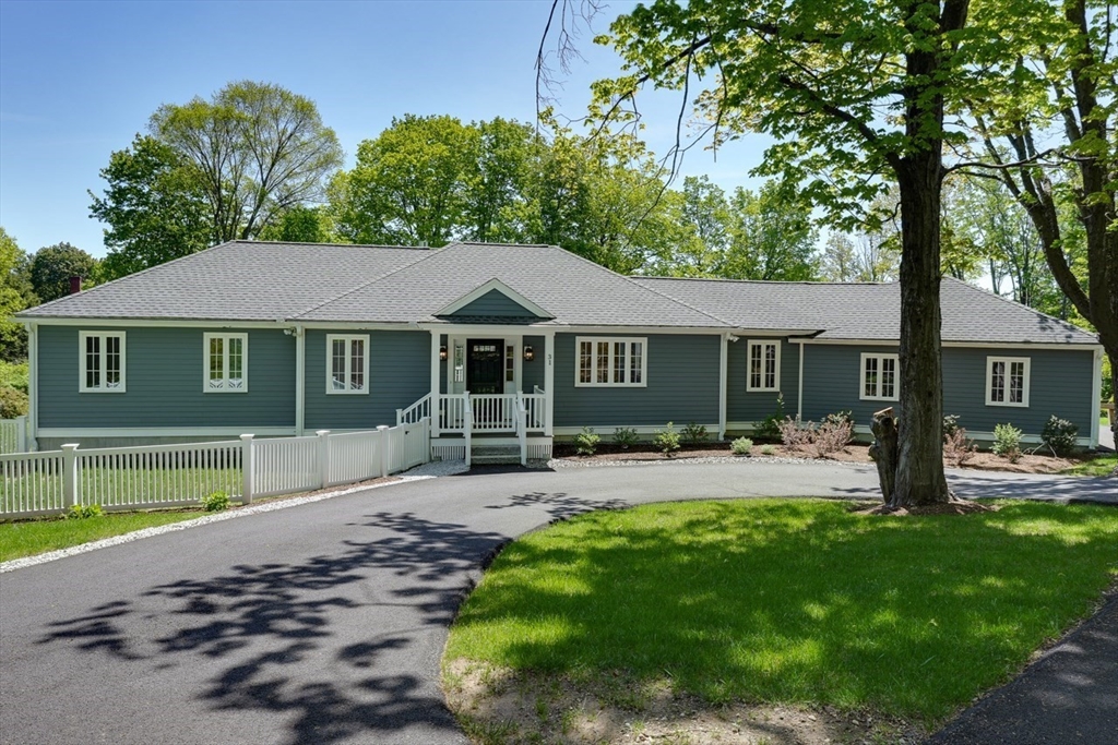 31 School Street Lunenburg, MA 01462 - Photo 1 of 41