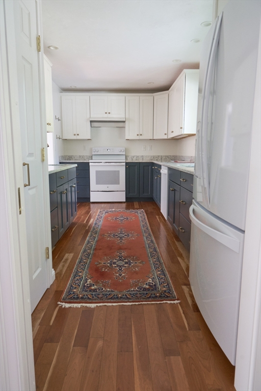 31 School Street Lunenburg, MA 01462 - Photo 11 of 41