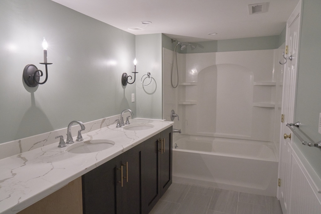 31 School Street Lunenburg, MA 01462 - Photo 32 of 41