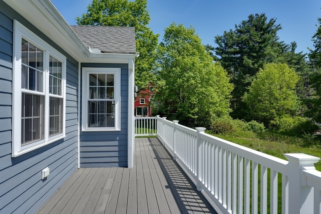 31 School Street Lunenburg, MA 01462 - Photo 37 of 41