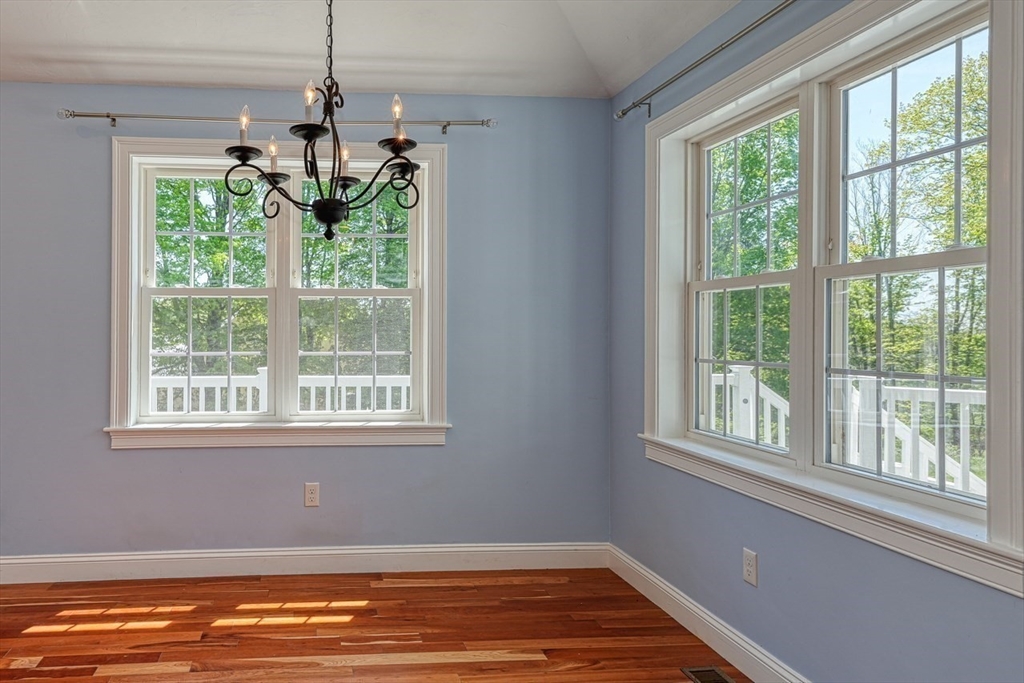 31 School Street Lunenburg, MA 01462 - Photo 10 of 41