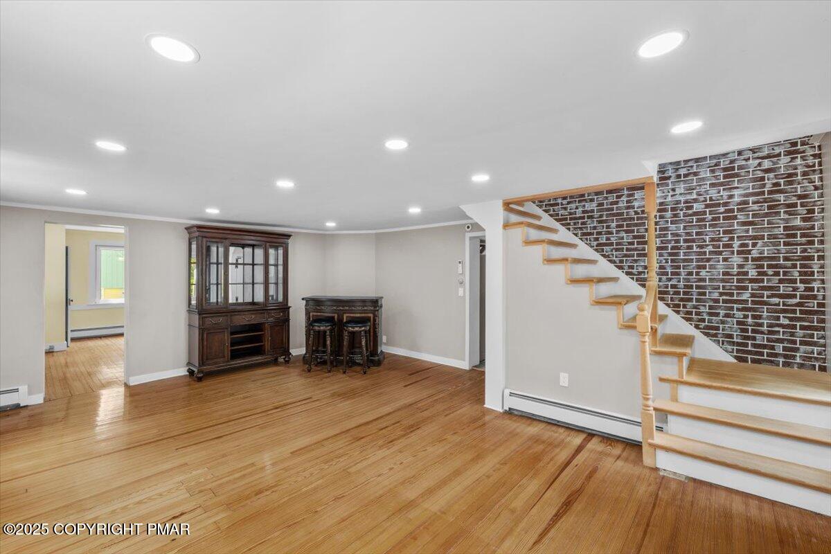 1553 Middle Road Stroudsburg, PA 18360 - Photo 23 of 75 27-Photo-26