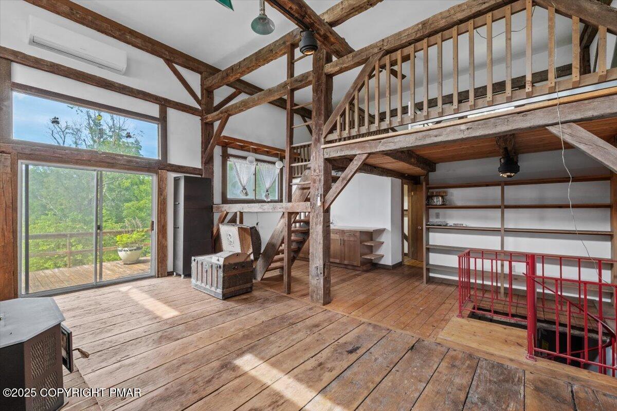 1553 Middle Road Stroudsburg, PA 18360 - Photo 56 of 75 60-Photo-59