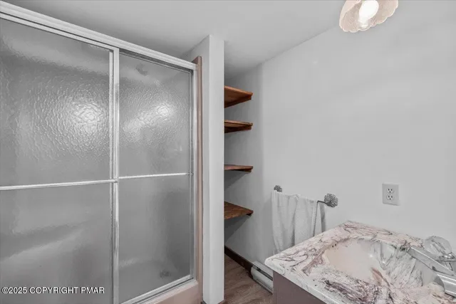 $649,900 | 1553 Middle Road, Stroudsburg, PA 18360