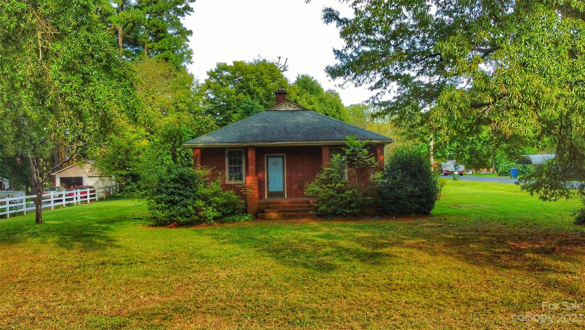 525 Dukeville Road Salisbury, NC 28146 - Photo 1 of 26 Gallery Image 1