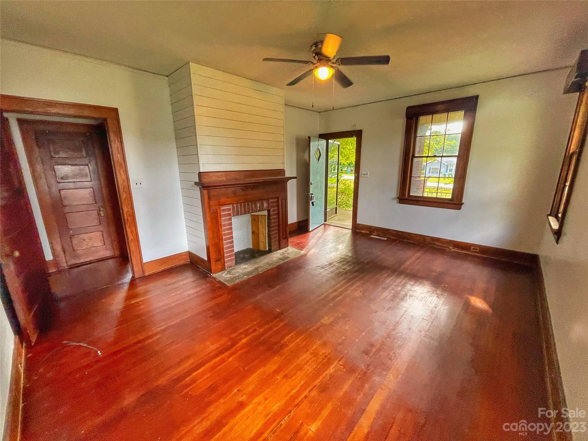 525 Dukeville Road Salisbury, NC 28146 - Photo 4 of 26 Gallery Image 4