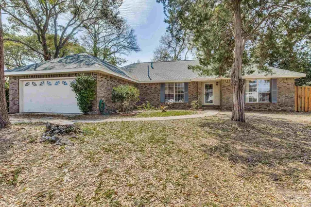 $349,900 | 516 Long Lake Drive, Pensacola, FL 32506