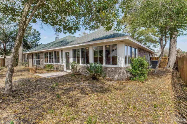$349,900 | 516 Long Lake Drive, Pensacola, FL 32506