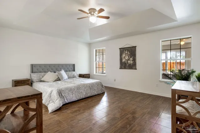 $349,900 | 516 Long Lake Drive, Pensacola, FL 32506