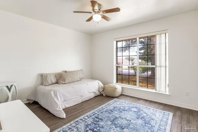 $349,900 | 516 Long Lake Drive, Pensacola, FL 32506