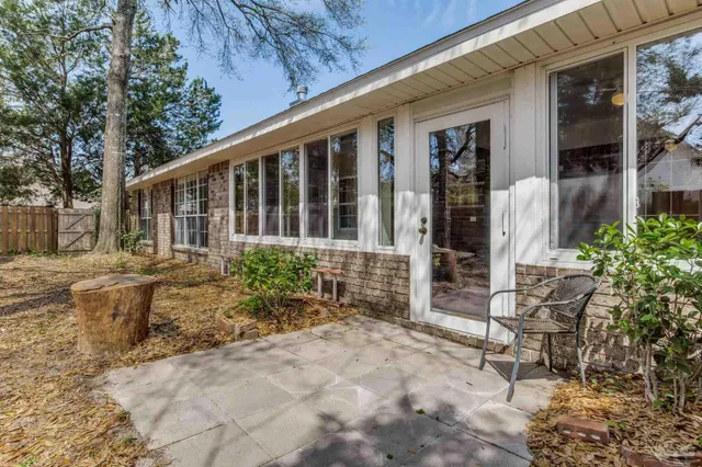 $349,900 | 516 Long Lake Drive, Pensacola, FL 32506