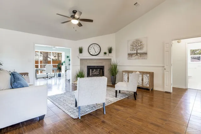 $349,900 | 516 Long Lake Drive, Pensacola, FL 32506