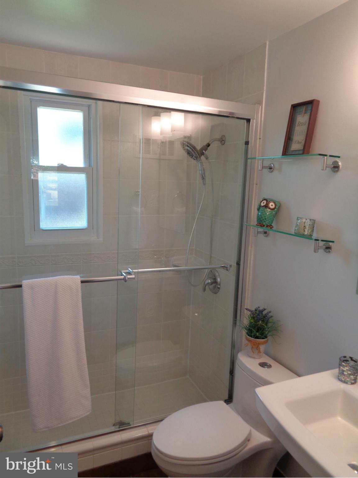 3600 Weller Road Silver Spring, MD 20906 - Photo 12 of 20 Bath