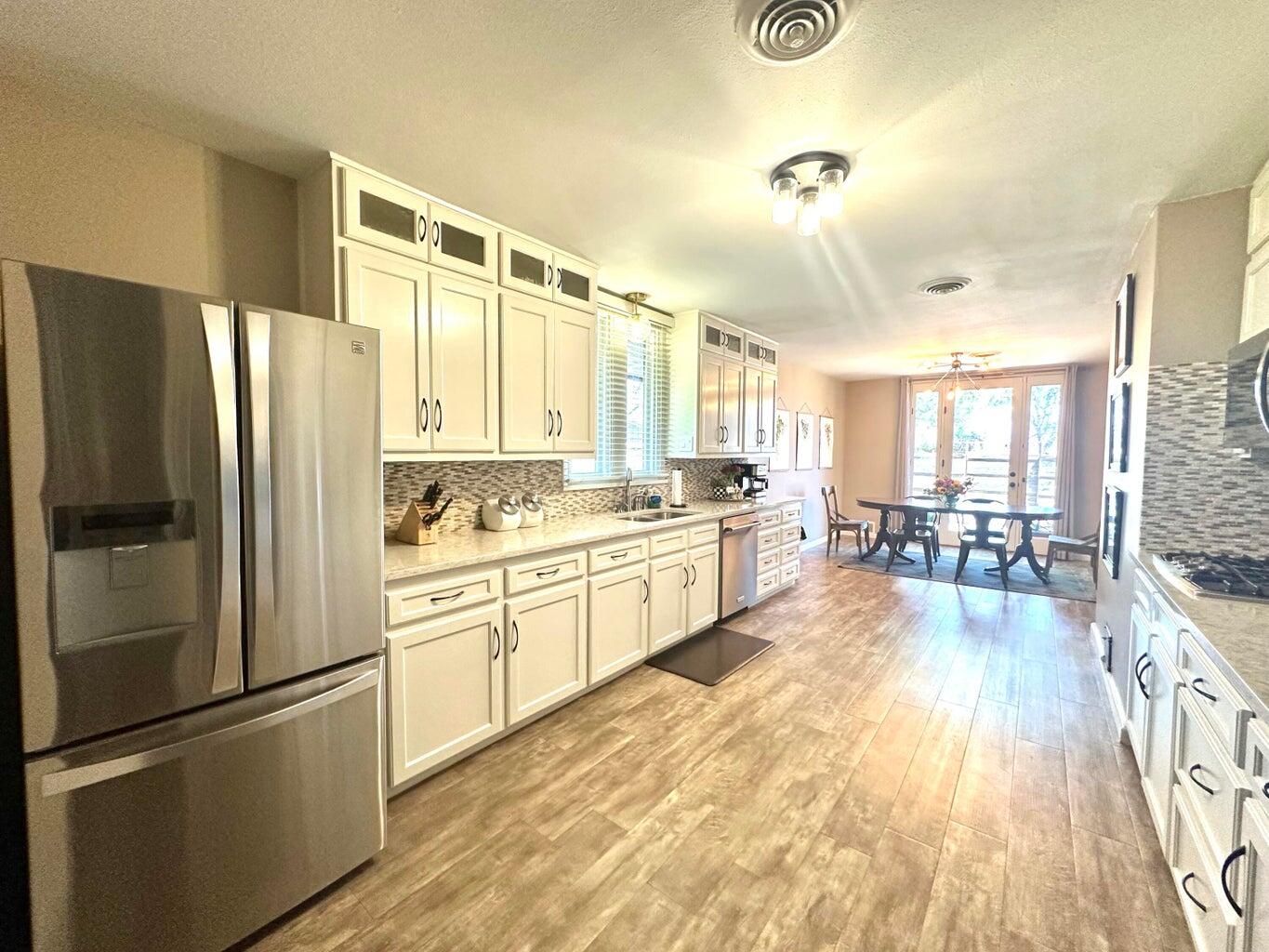 1408 Borger Plainview, TX 79072 - Photo 17 of 44 17