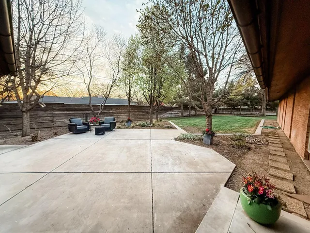 $350,000 | 1408 Borger, Plainview, TX 79072