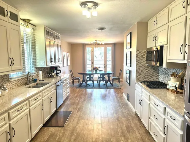 $350,000 | 1408 Borger, Plainview, TX 79072