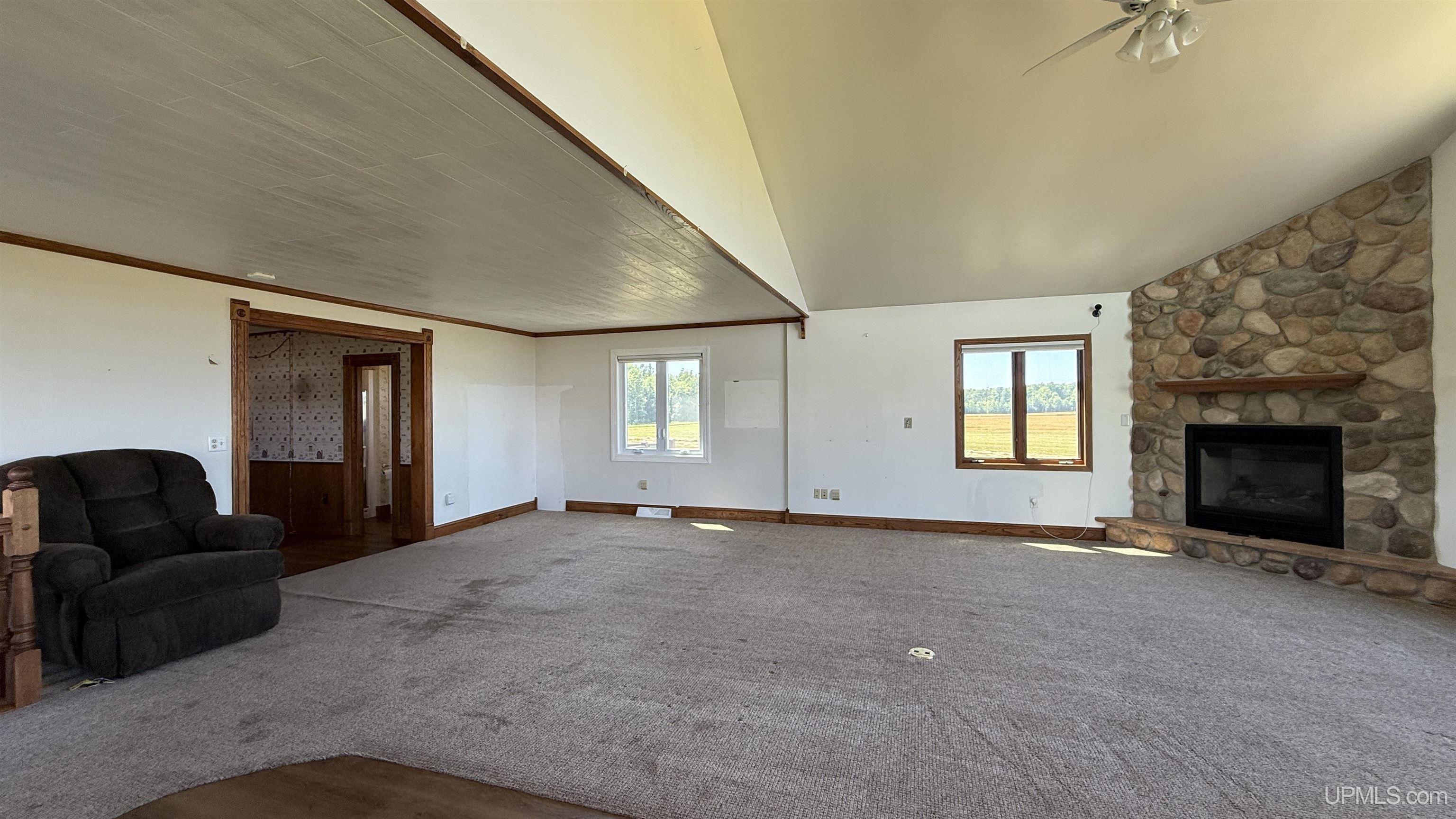 E4446 Orchard Road Ironwood, MI 49938 - Photo 6 of 90