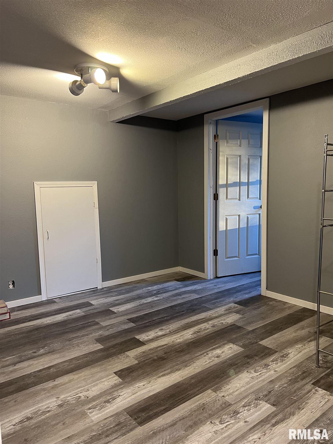 7929 Knoxville Road Milan, IL 61264 - Photo 9 of 15 Gallery Image 9