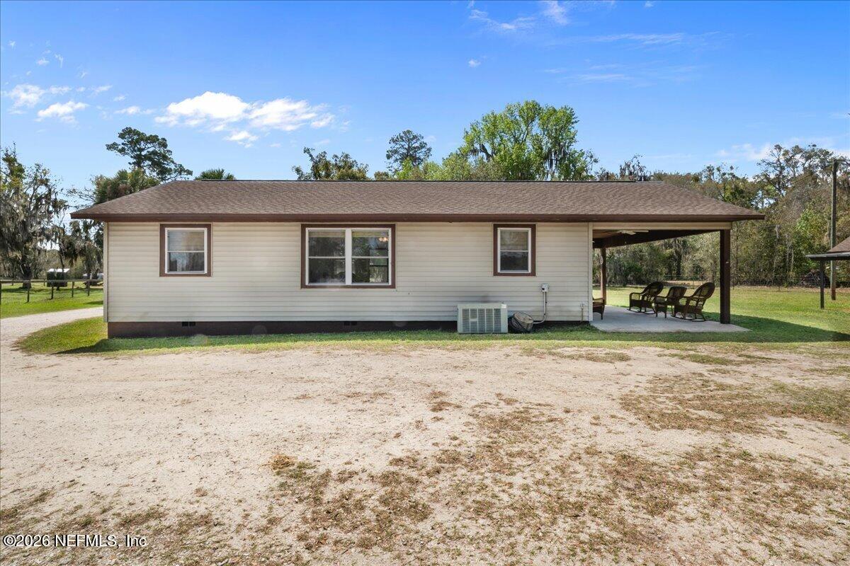 986 Highway 20 Interlachen, FL 32148 - Photo 31 of 48 06-JWLeeMedia0768
