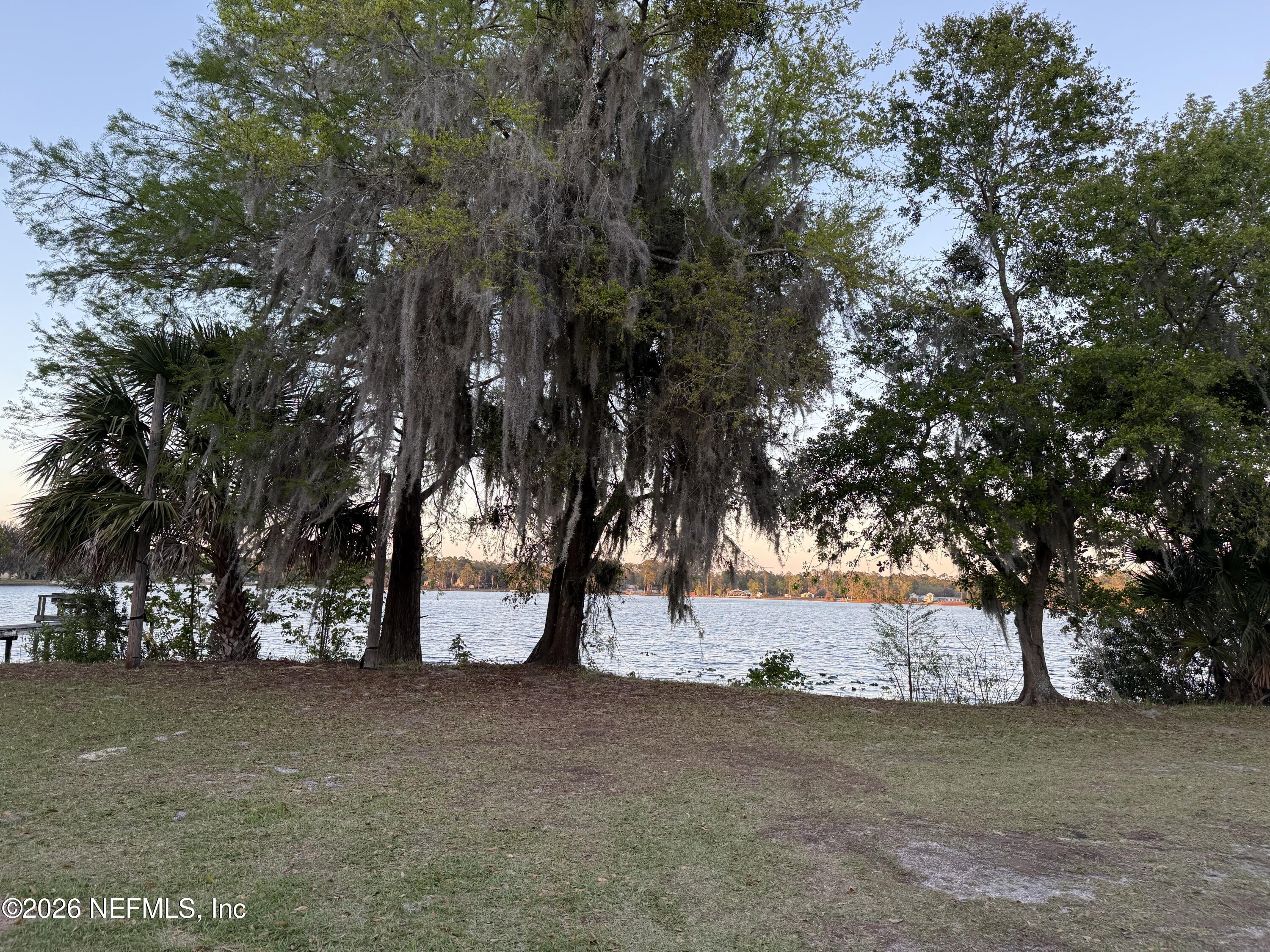986 Highway 20 Interlachen, FL 32148 - Photo 38 of 53 a view of outdoor space with trees