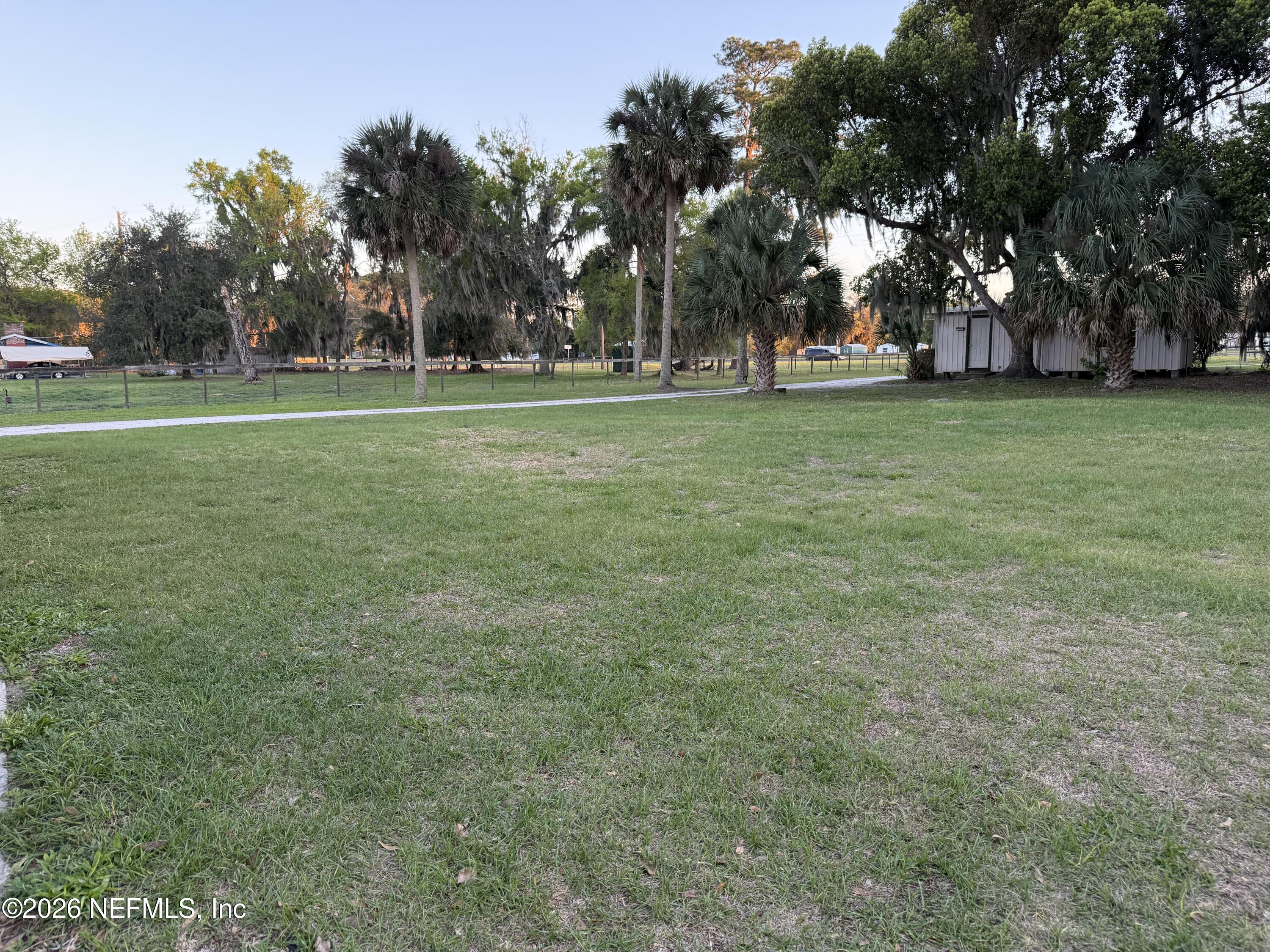 986 Highway 20 Interlachen, FL 32148 - Photo 40 of 53 a view of a park
