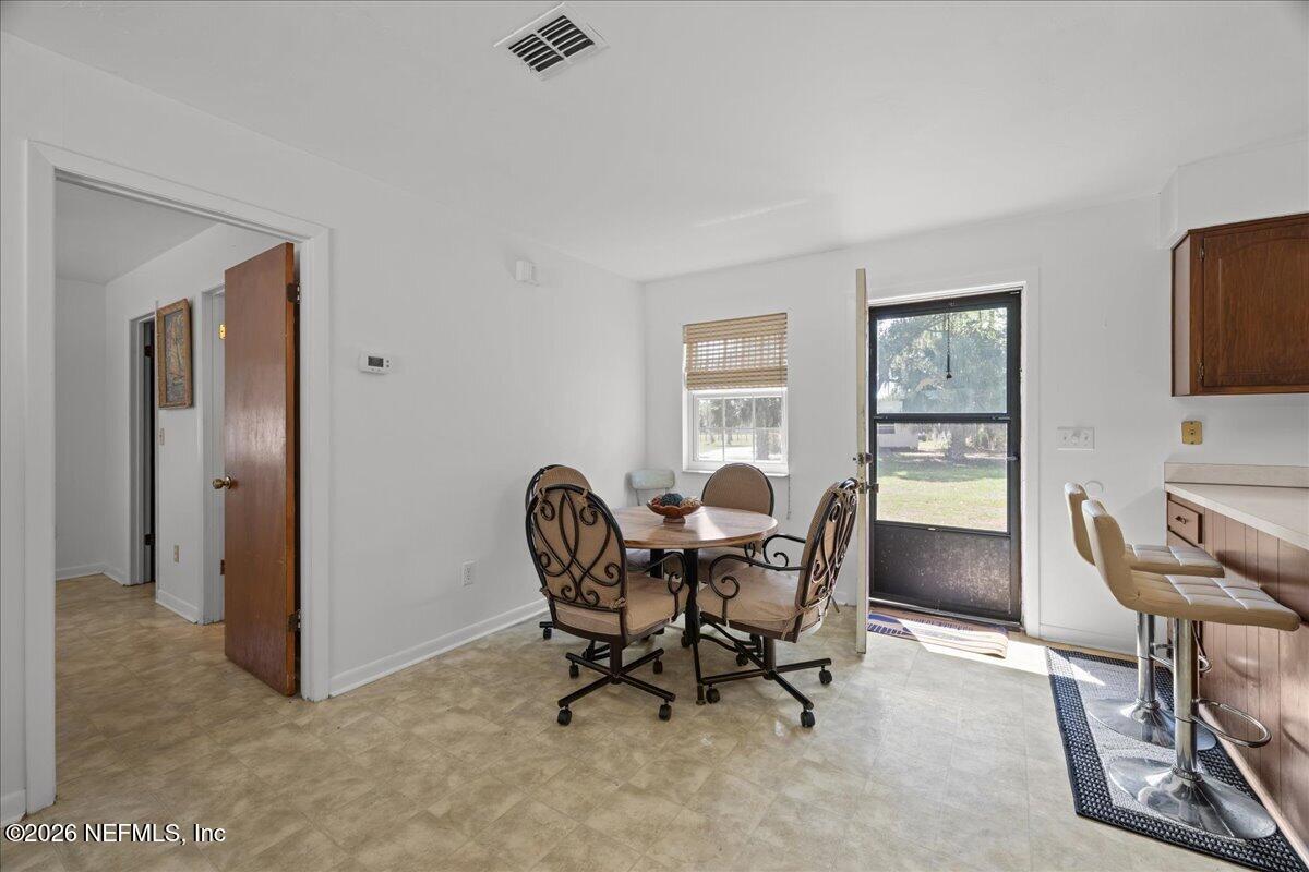 986 Highway 20 Interlachen, FL 32148 - Photo 6 of 53 11-JWLeeMedia0785