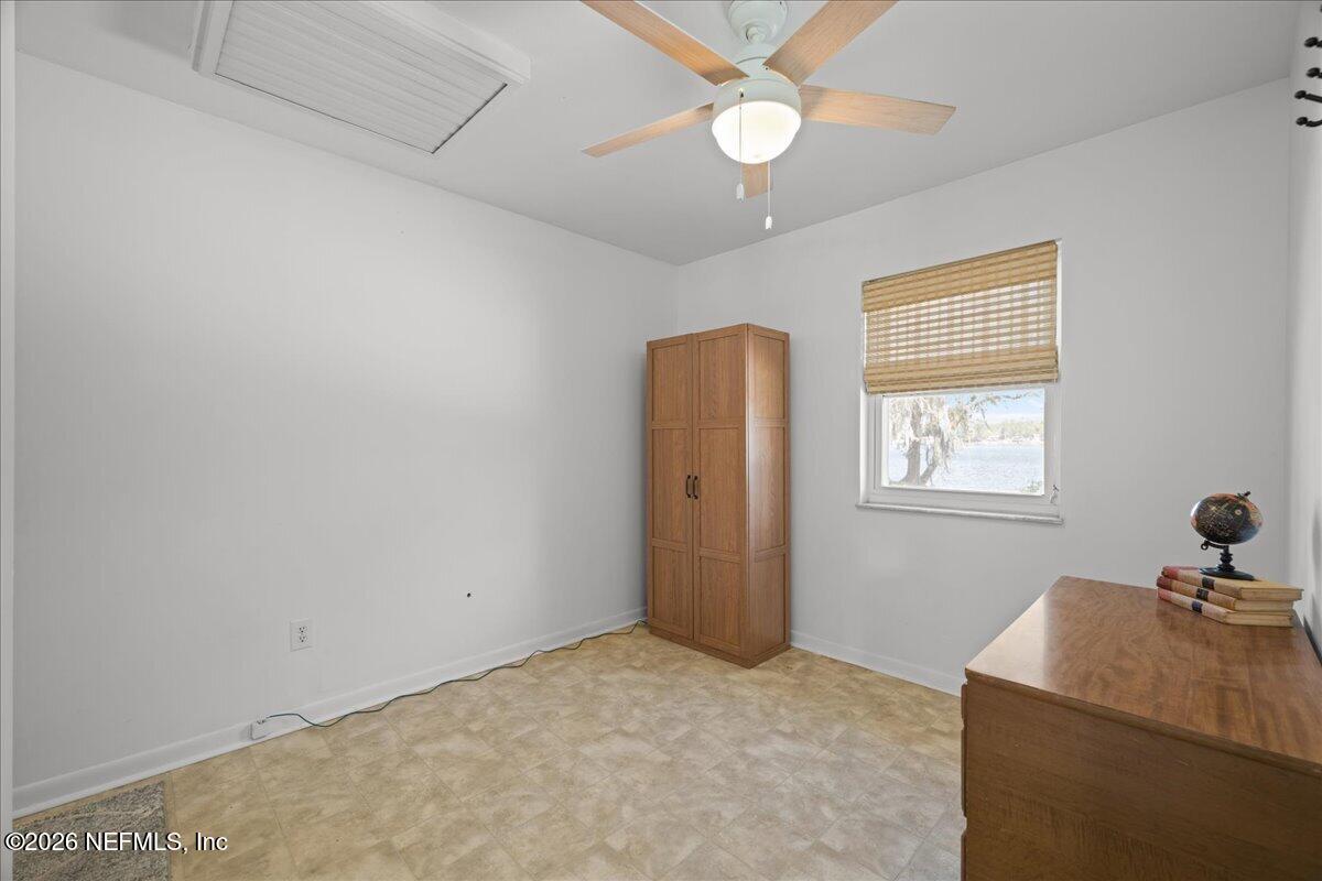 986 Highway 20 Interlachen, FL 32148 - Photo 8 of 53 a view of livingroom with window