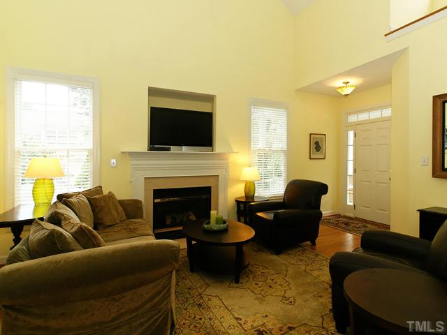 6404 Cedar Waters Drive Raleigh, NC 27607 - Photo 3 of 23