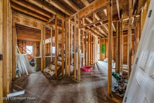 a black and white photo of a mirror