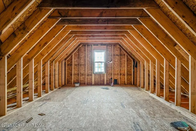 $645,000 | 14 Denise Court, Albrightsville, PA 18210