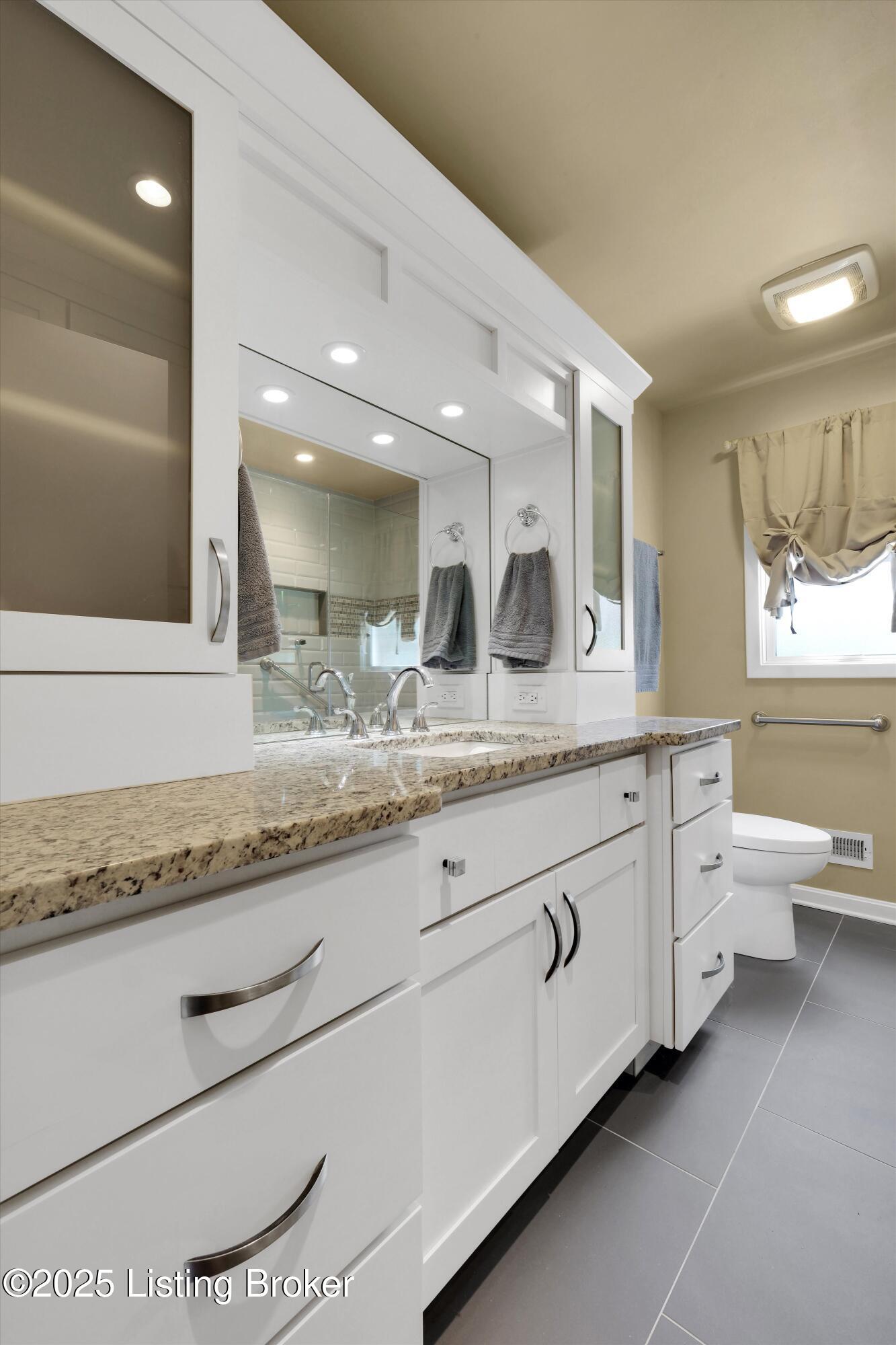 7810 Pine Ridge Road Louisville, KY 40241 - Photo 31 of 49 Full Bath 2