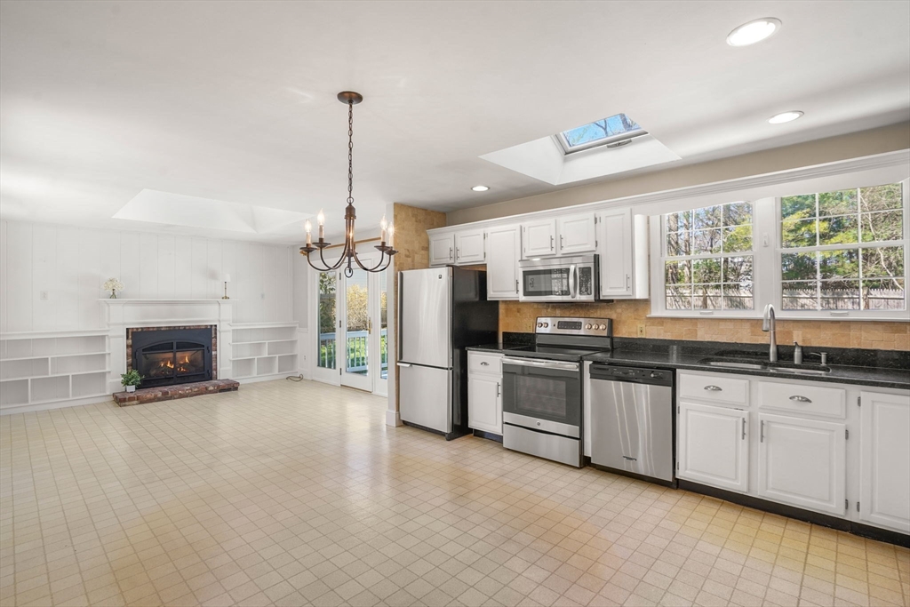 492 Delano Road Marion, MA 02738 - Photo 7 of 38