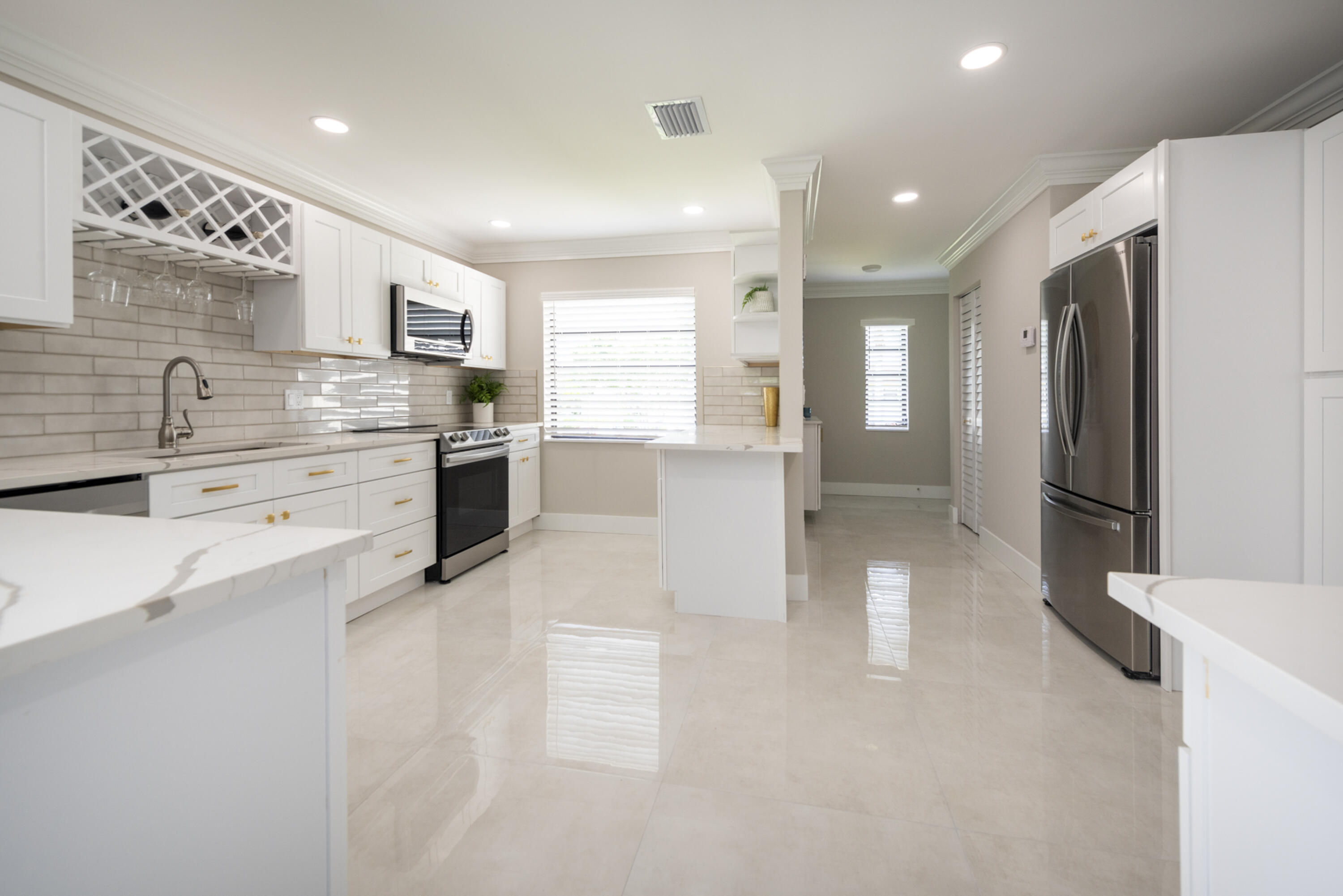 8535 Casa Del Lago, Unit H Boca Raton, FL 33433 - Photo 5 of 9 _DSC6201