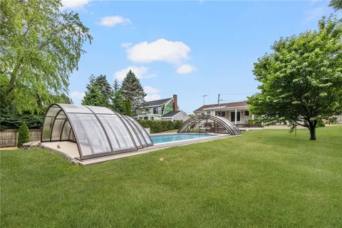 $1,495,000 | 104 Kay Boulevard, Newport, RI 02840