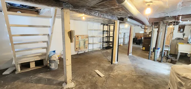 a view of a house with a street view