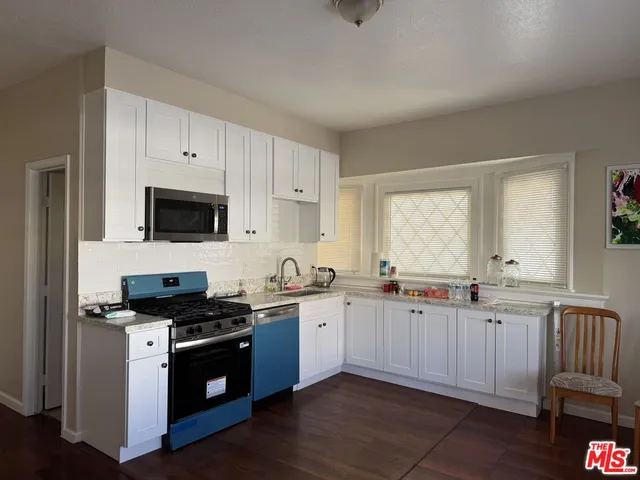 $5,500 | 2024 West 12th Street, Los Angeles, CA 90006