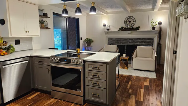 $520,000 | 6396 Rs Avenue East, Scotts, MI 49088