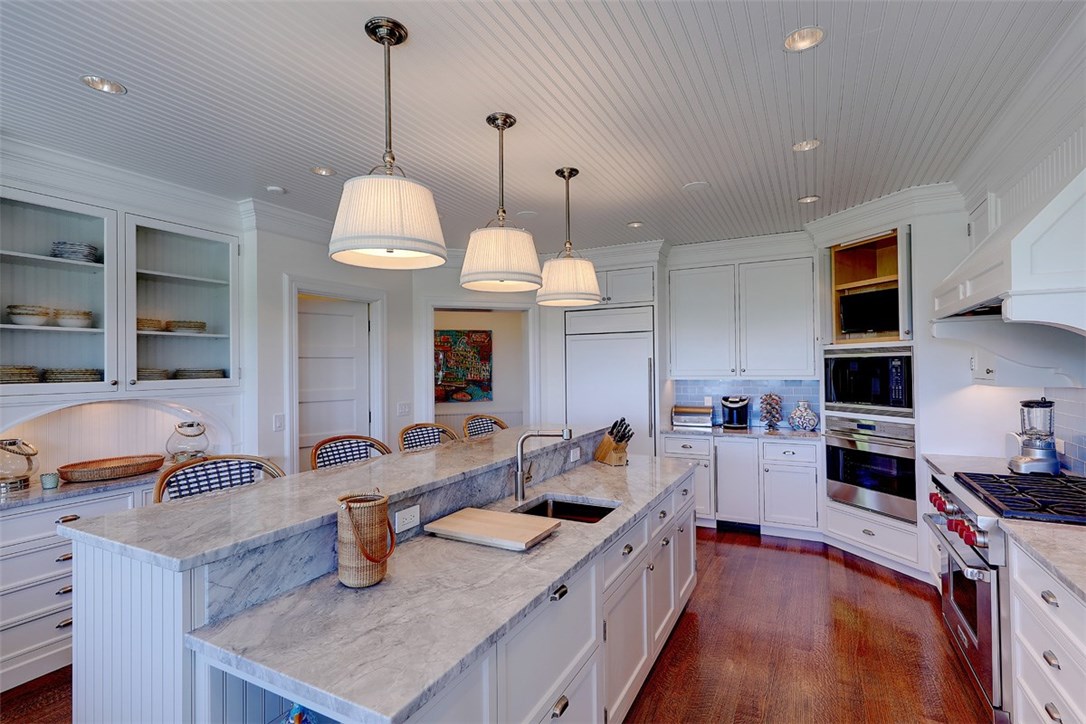 72 Cormorant Road Narragansett, RI 02882 - Photo 11 of 39