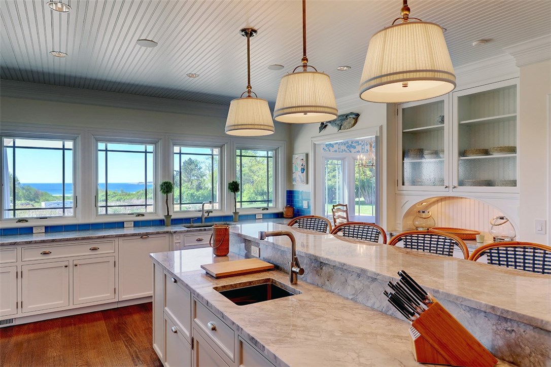 72 Cormorant Road Narragansett, RI 02882 - Photo 12 of 39