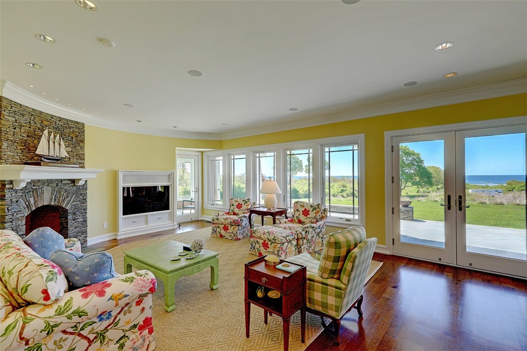 72 Cormorant Road Narragansett, RI 02882 - Photo 7 of 39