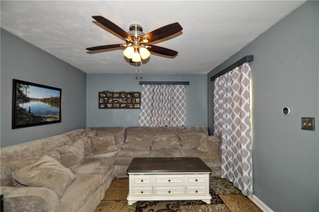 2403 Longcrest Avenue Bethel Park, PA 15102 - Photo 17 of 35 Gallery Image 17