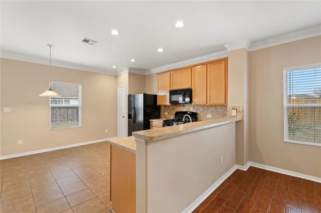 $1,699 | 149 Exeter Cove, Kyle, TX 78640