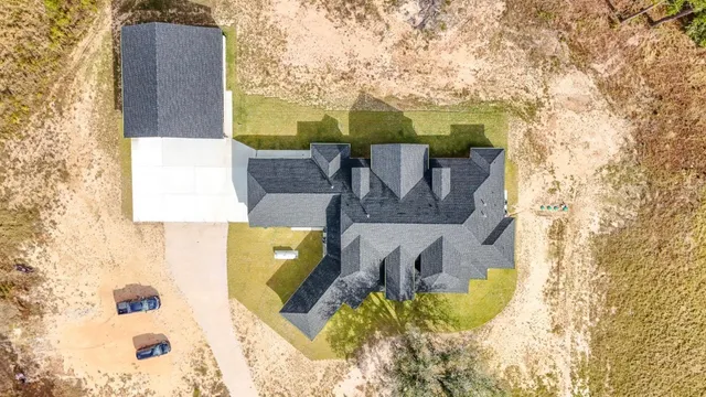 a picture of a living room