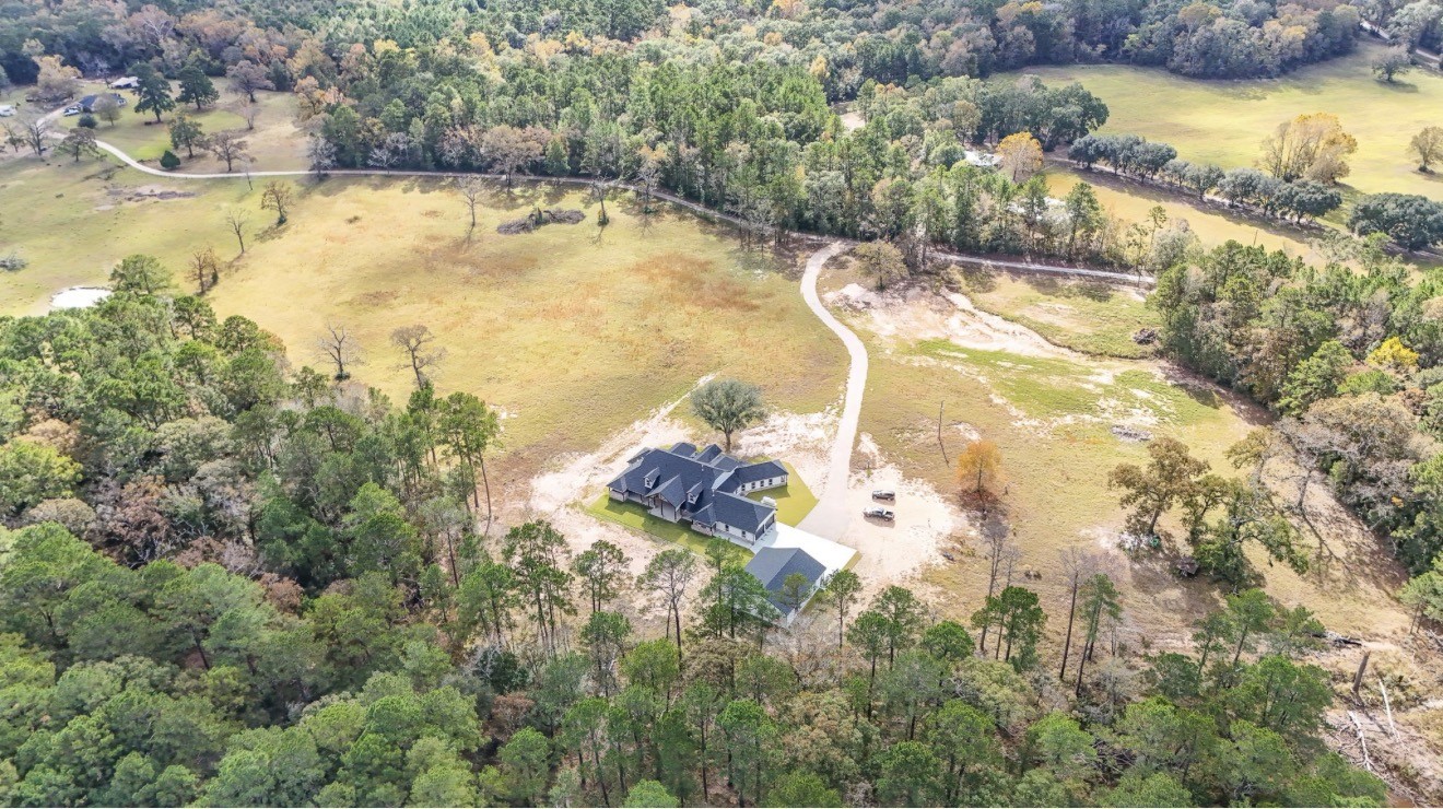 41 Pausel Road Huntsville, TX 77340 - Photo 5 of 41 a view of a lake