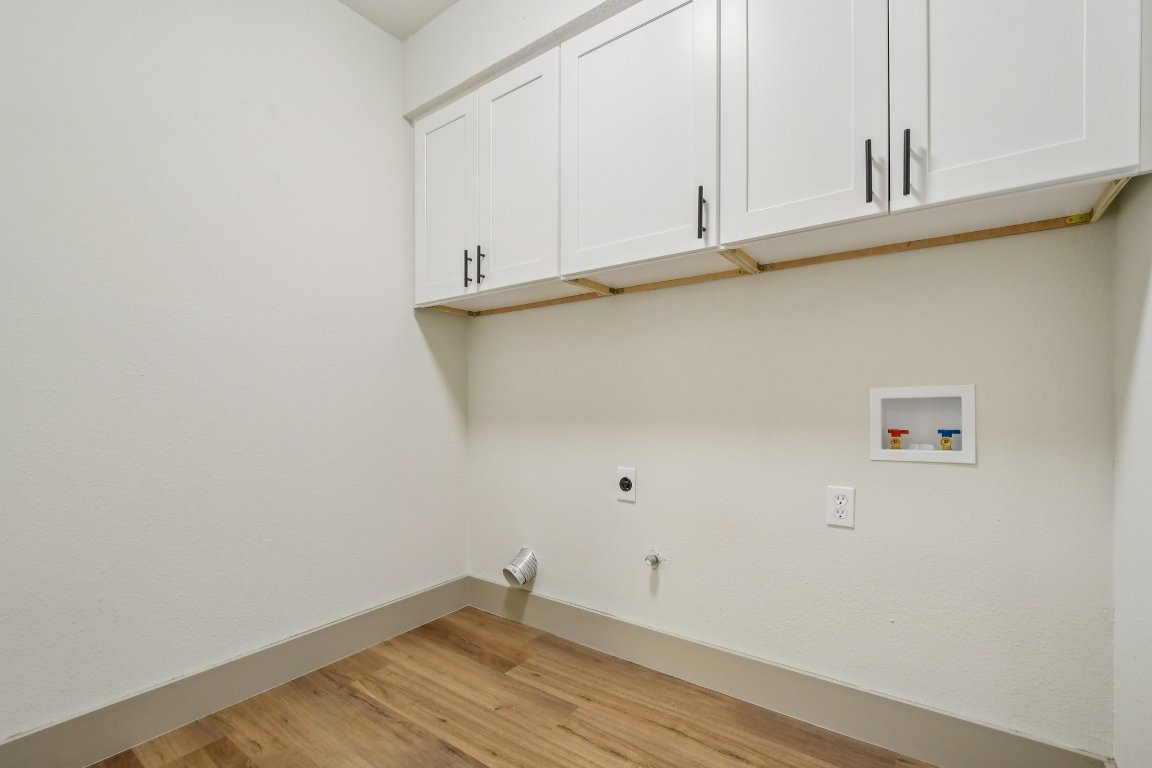 417 Oakridge Pass Cedar Park, TX 78613 - Photo 29 of 33