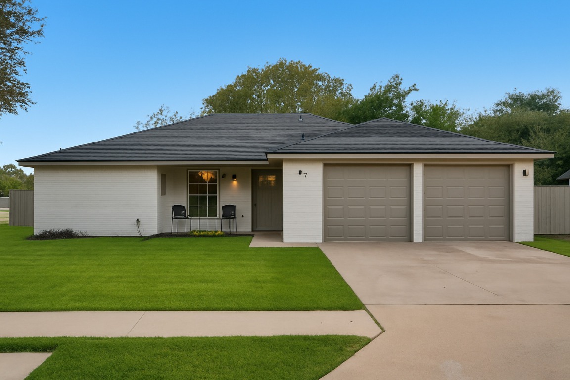 417 Oakridge Pass Cedar Park, TX 78613 - Photo 3 of 33 a front view of house with yard and green space